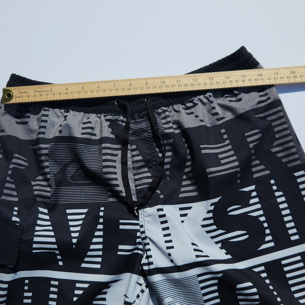 Quiksilver Board Shorts Men's Size M - Grey and Black - Picture 16 of 16